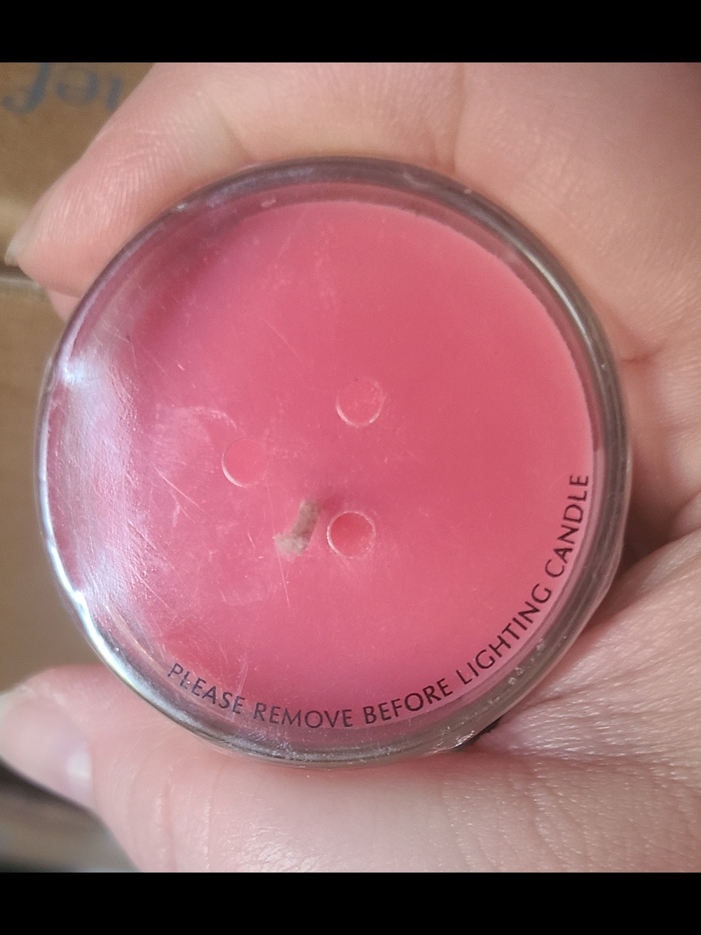 Pink Votive Candle in Glass/ 2 Car Fragance Refills